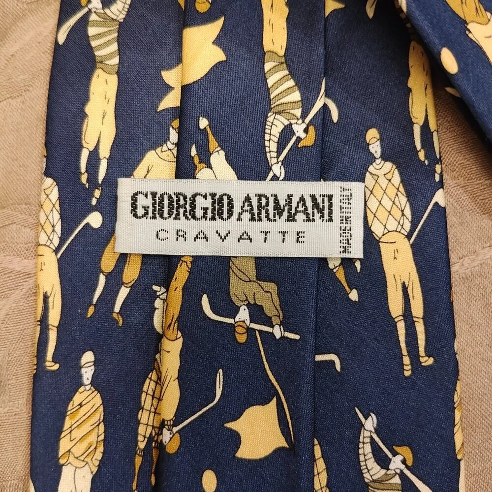 Giorgio Armani Cravatte 100% Silk Blue and Yellow Golf Themed Tie, EUC!